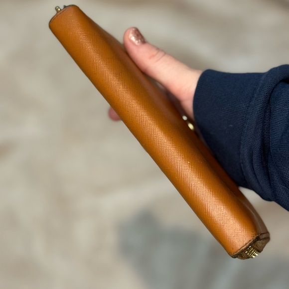 Tory Burch Tan Leather Zip Wallet - Picture 6 of 9